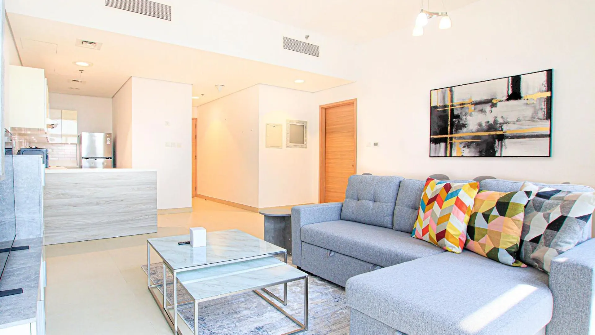 Chic 1Br Iris Amber Al Jaddaf Apartment Dubai