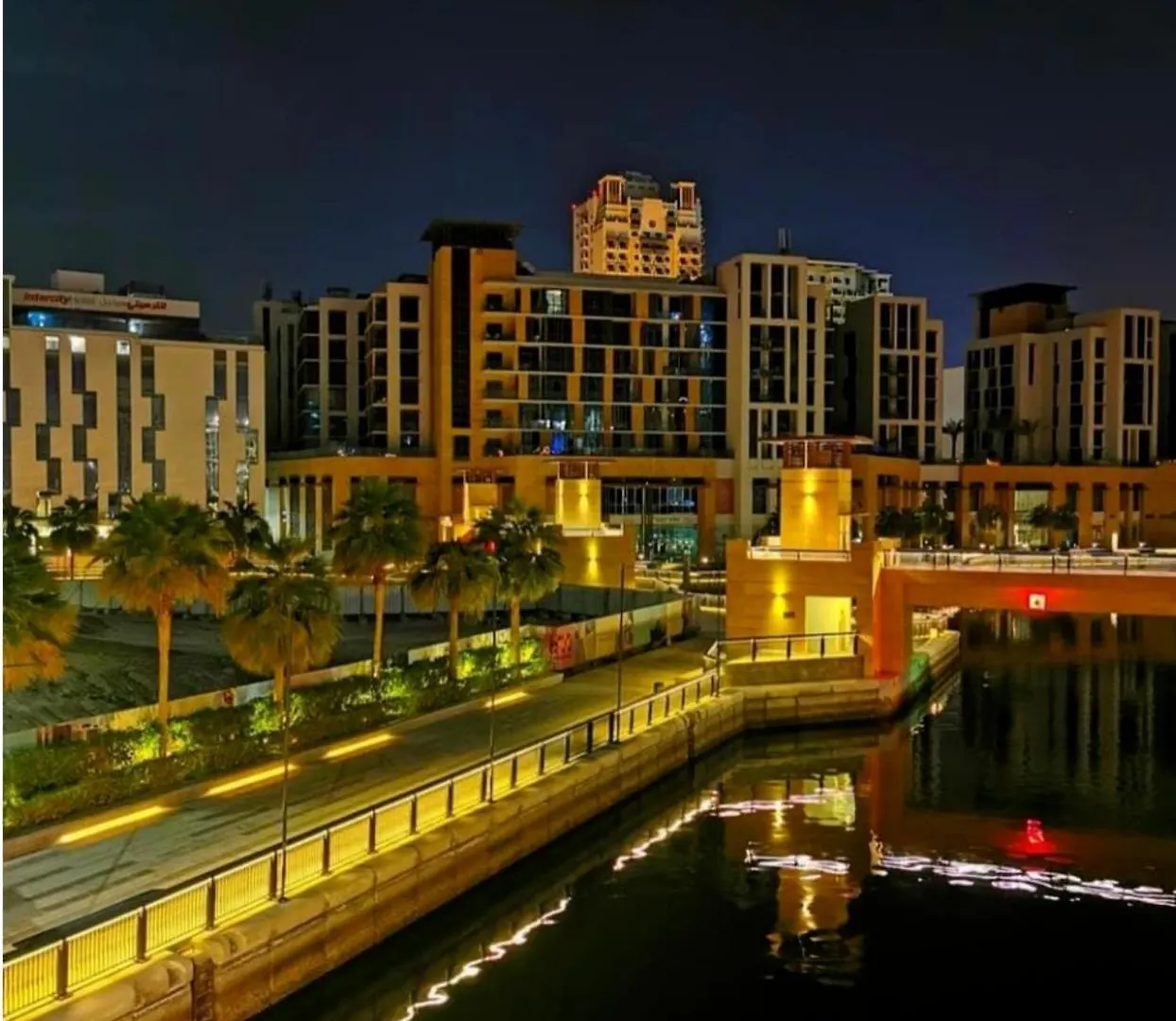 Chic 1Br Iris Amber Al Jaddaf Apartment Dubai