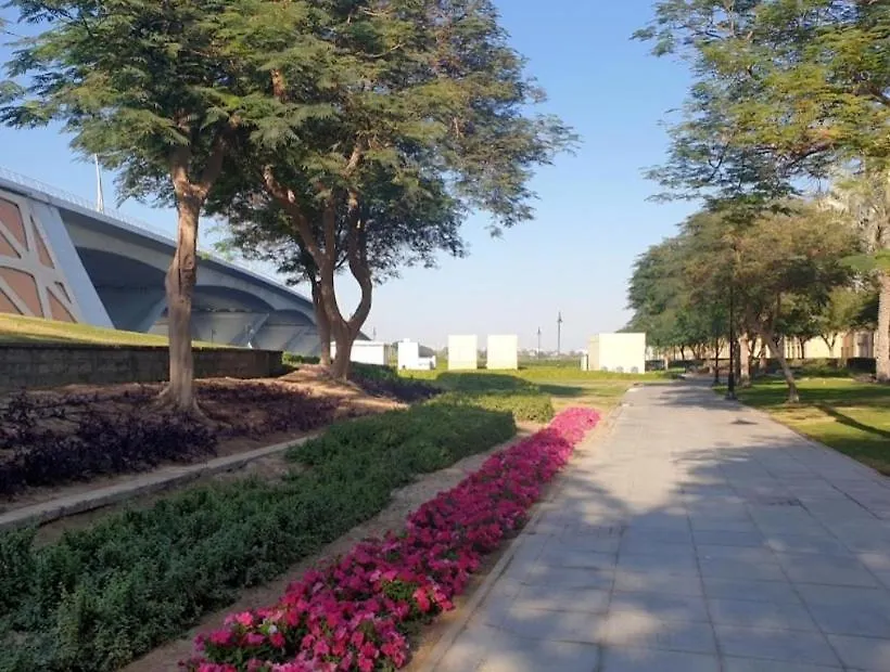 Chic 1Br Iris Amber Al Jaddaf Apartment Dubai